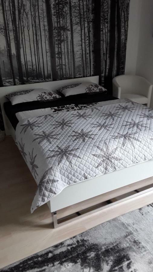 All-In-One-Studio Apartment Henstedt-Ulzburg Exterior foto
